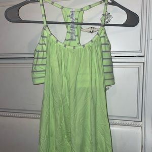 Lululemon Tank Top with Built in Bra. Size 6.